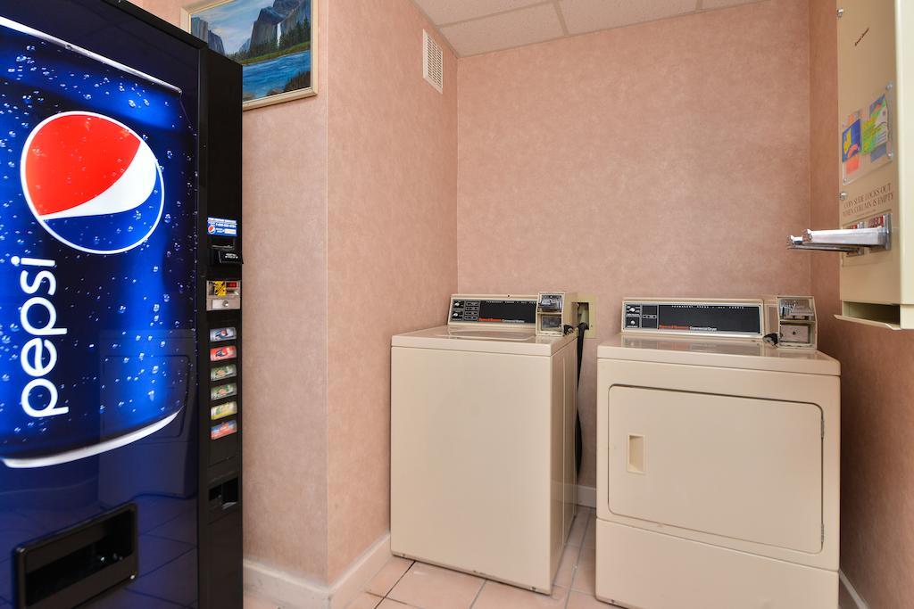 West Star Hotel And Casino 잭팟 외부 사진